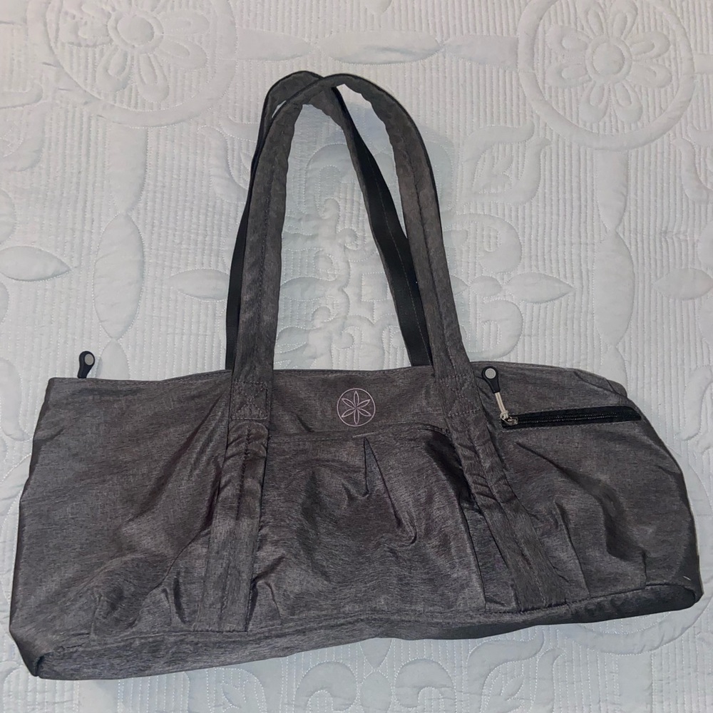 GAIAM yoga/gym bag